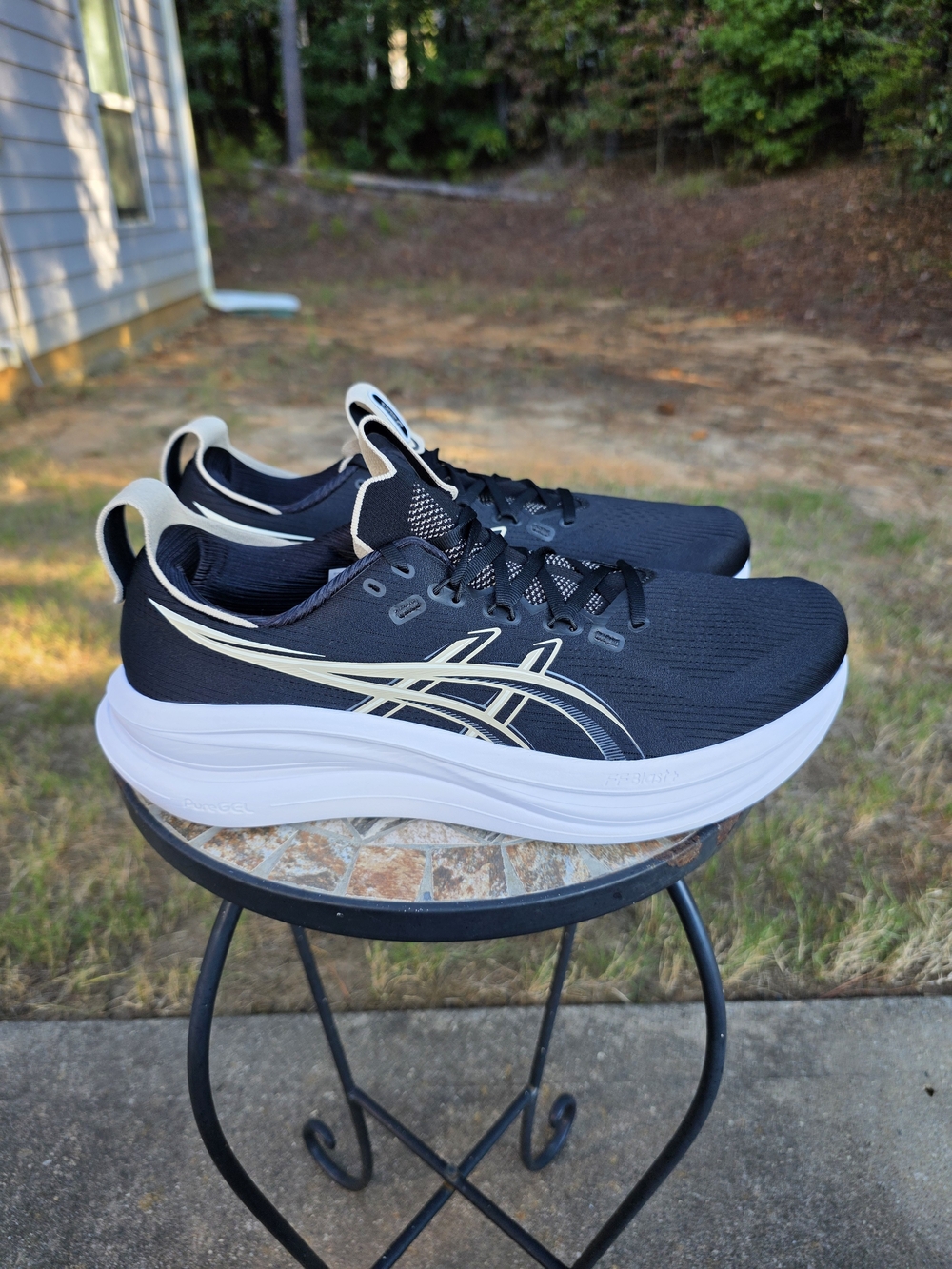 Asics Gel Nimbus 28 1011C127 Black Running Shoes Sneakers Men's Size 13 Worn 2x